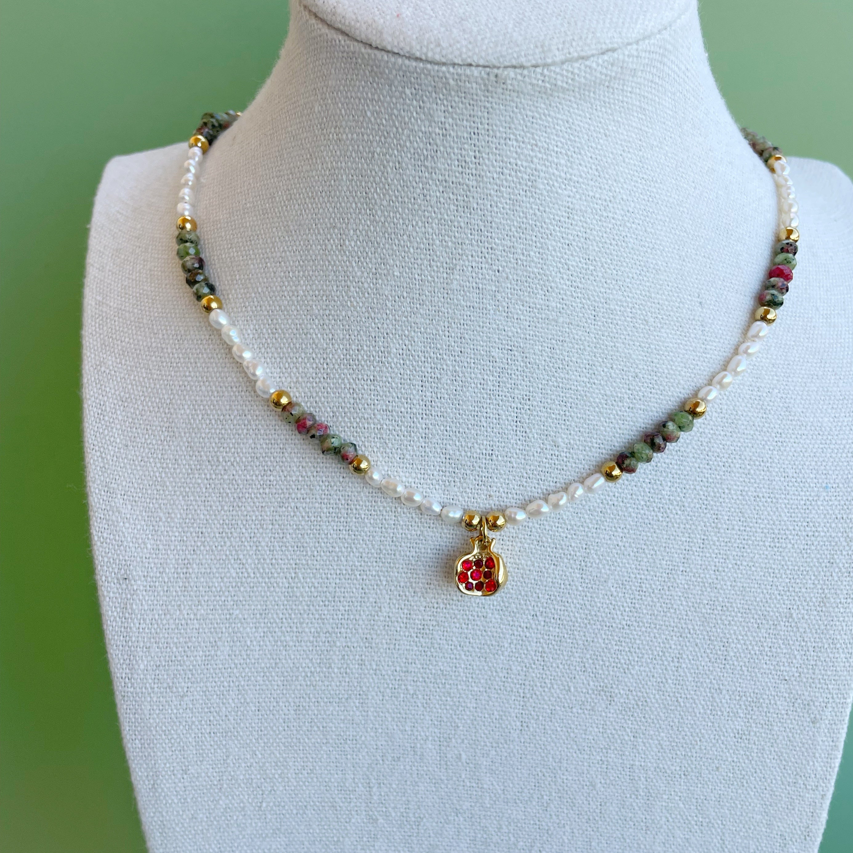 Collar perlas “Alhamar”