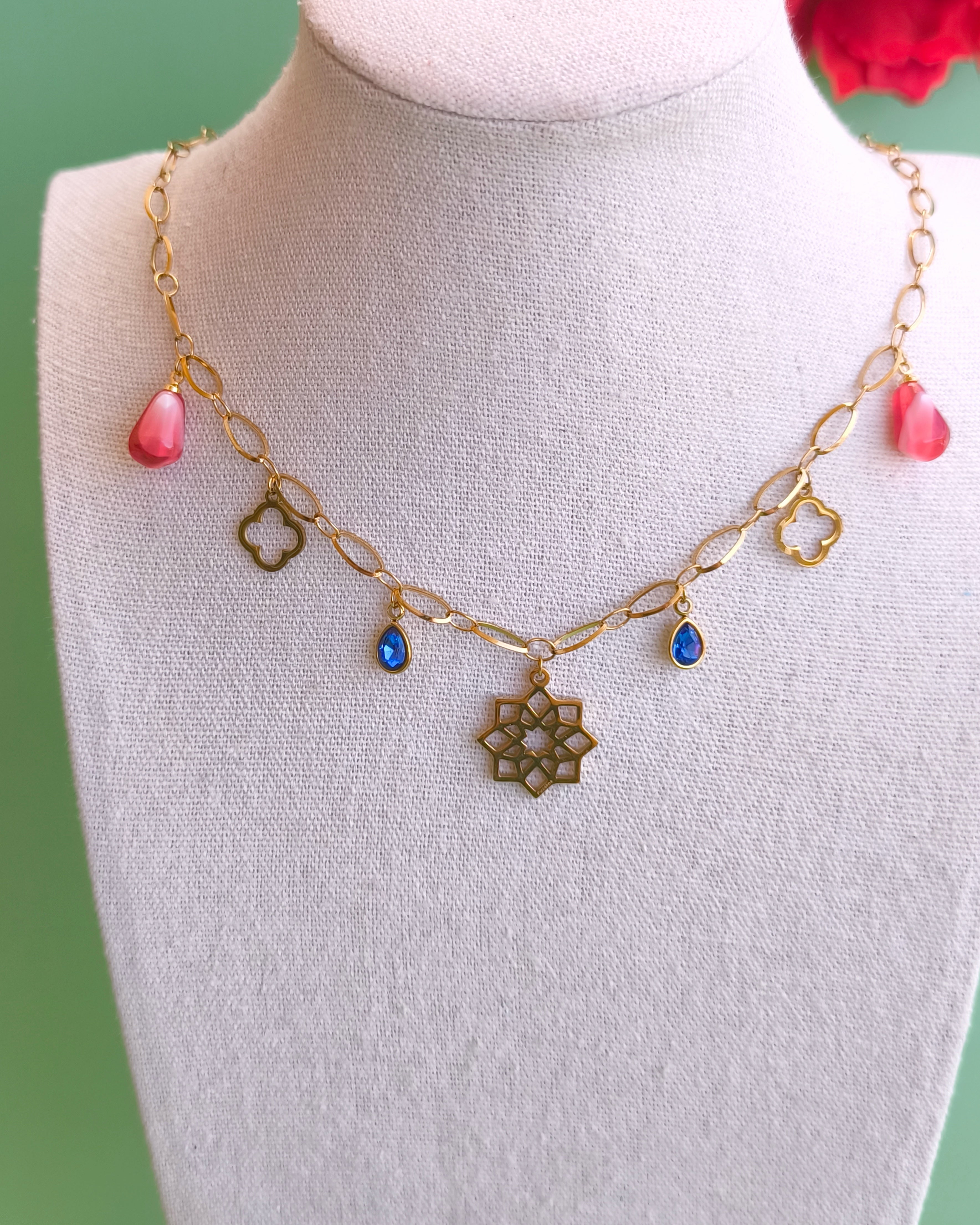 Collar Multicharm “Arrayanes”