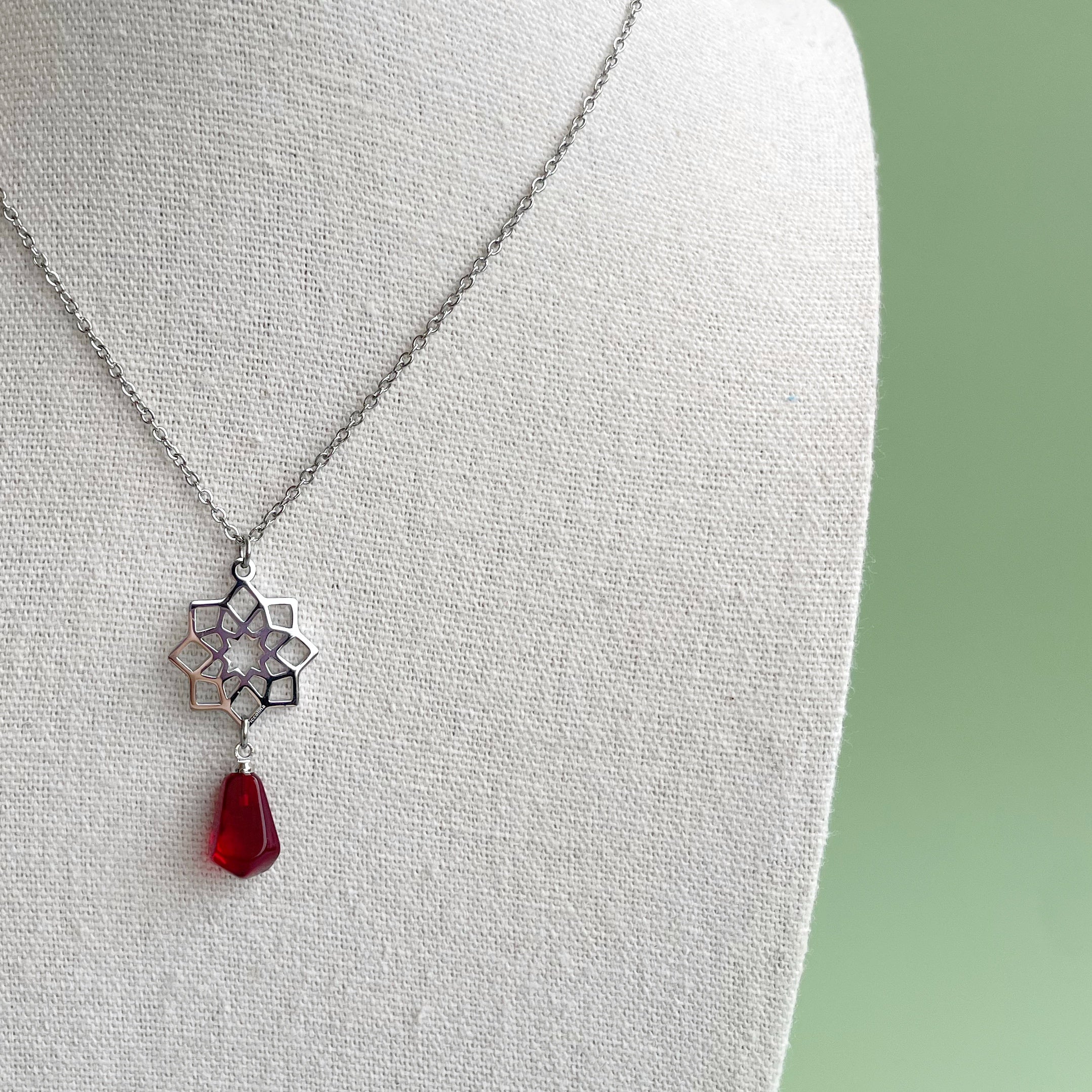 Collar “Plaza Nueva” plateado