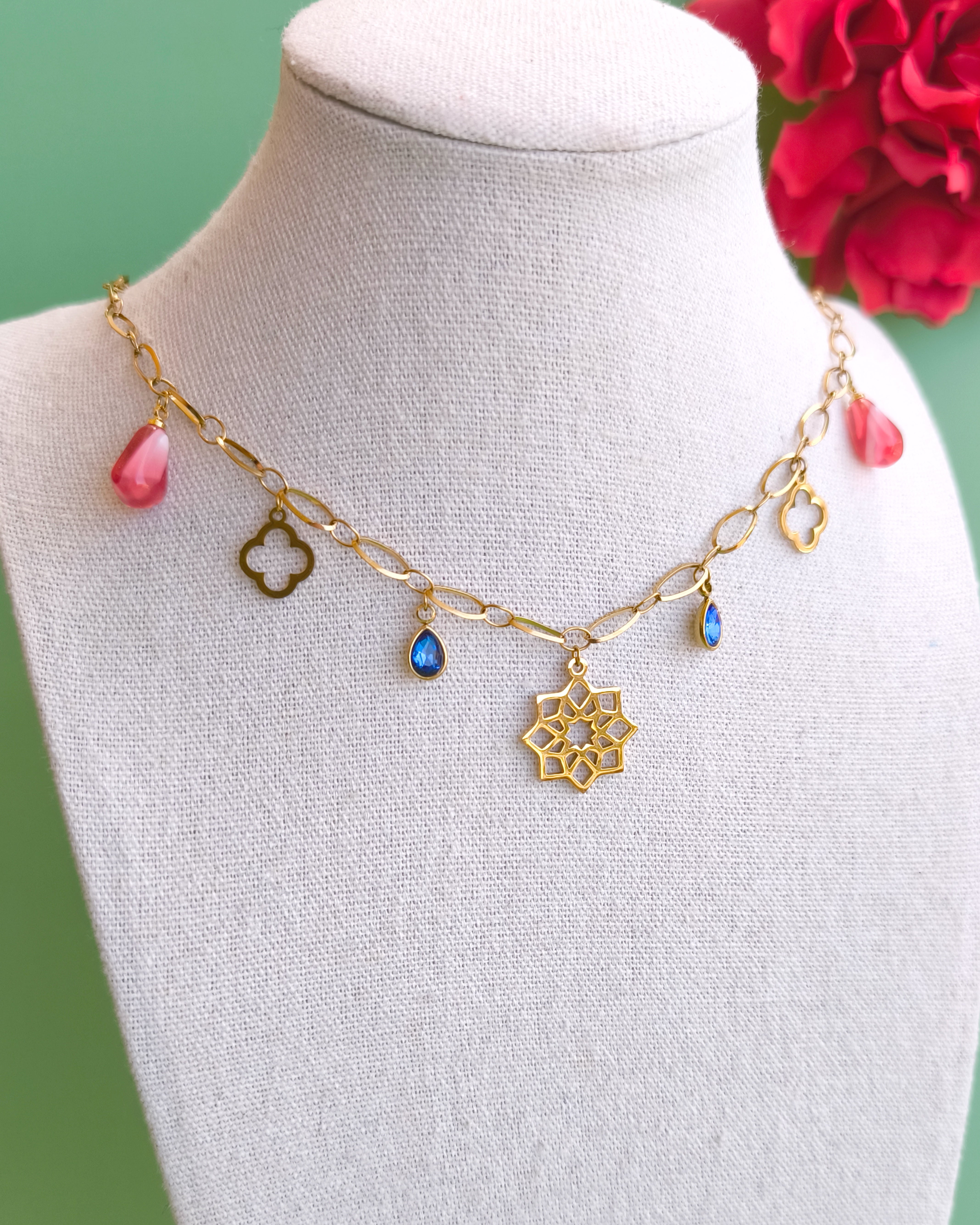 Collar Multicharm “Arrayanes”