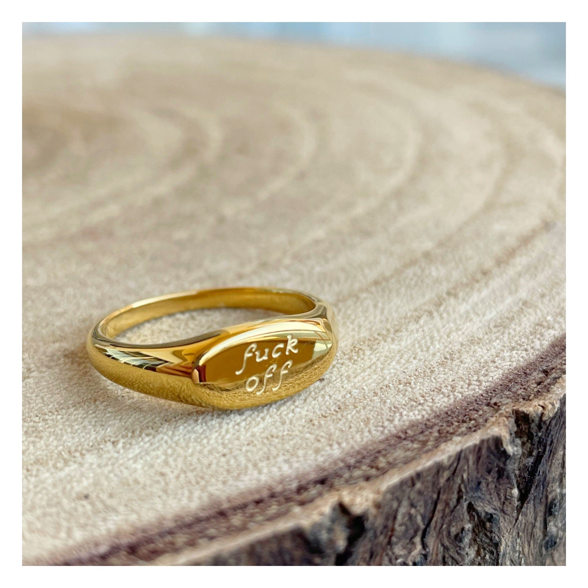 Anillo “F**k Off”