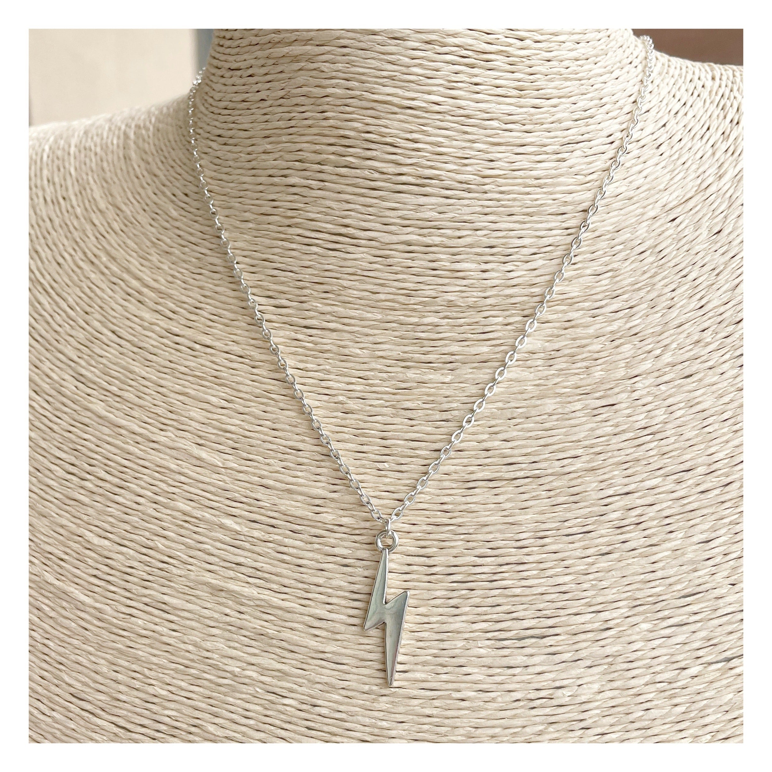 Collar “Rayo”