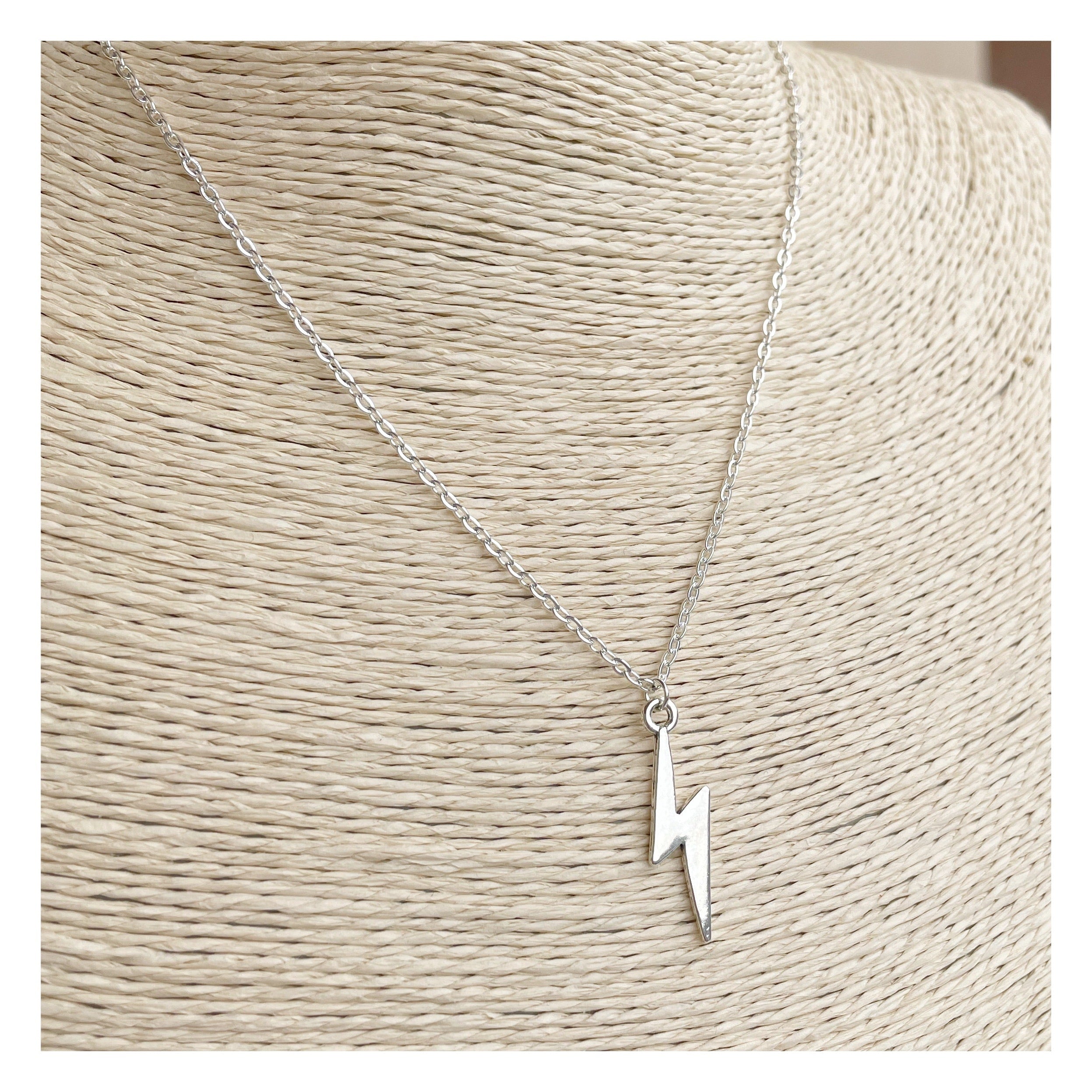 Collar “Rayo”