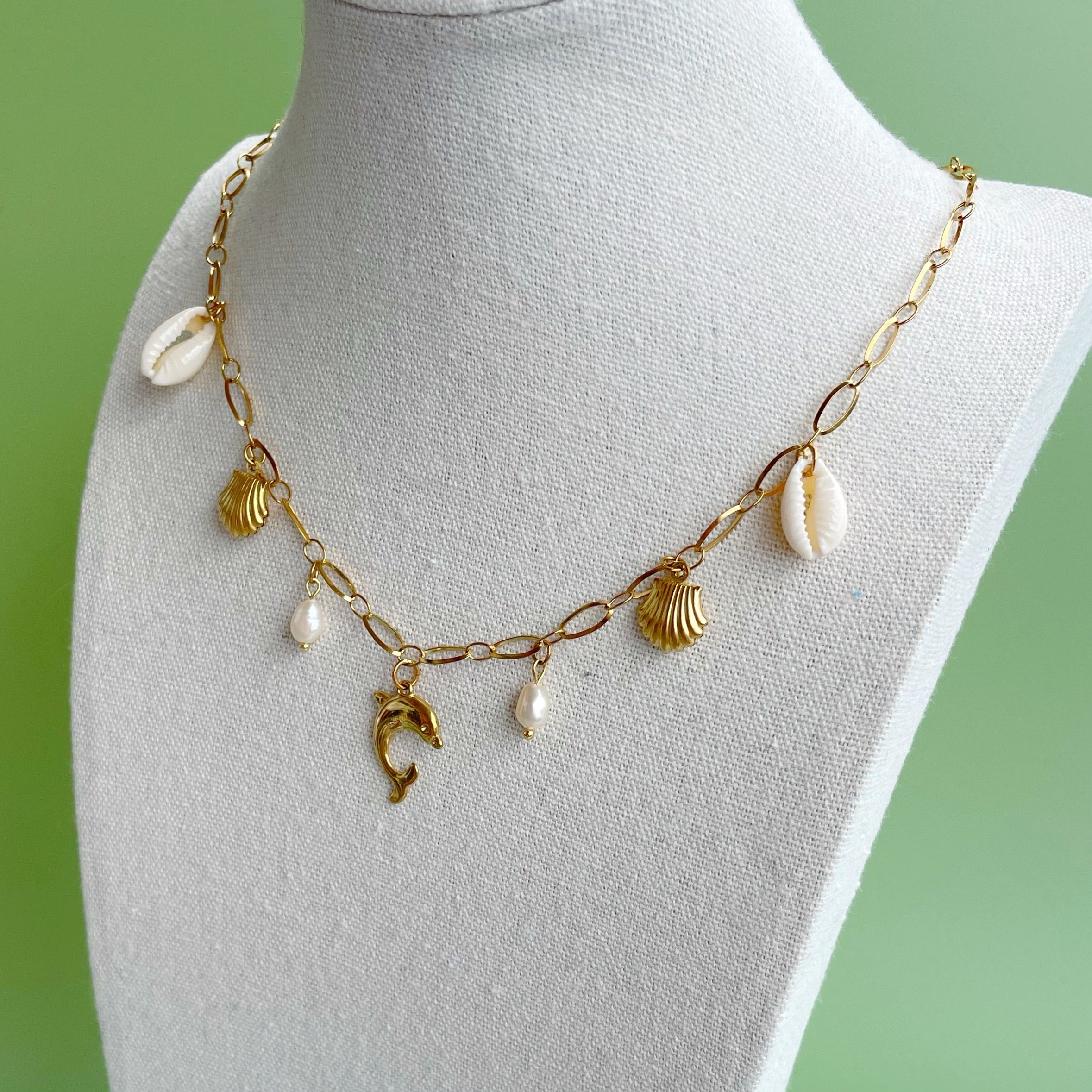 Collar multicharm “Delfin”