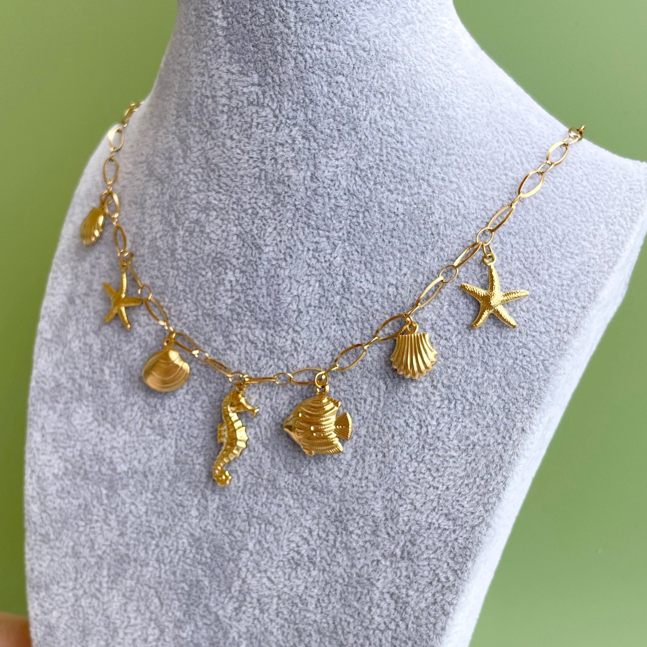 Collar multicharm “Tesoro marino”