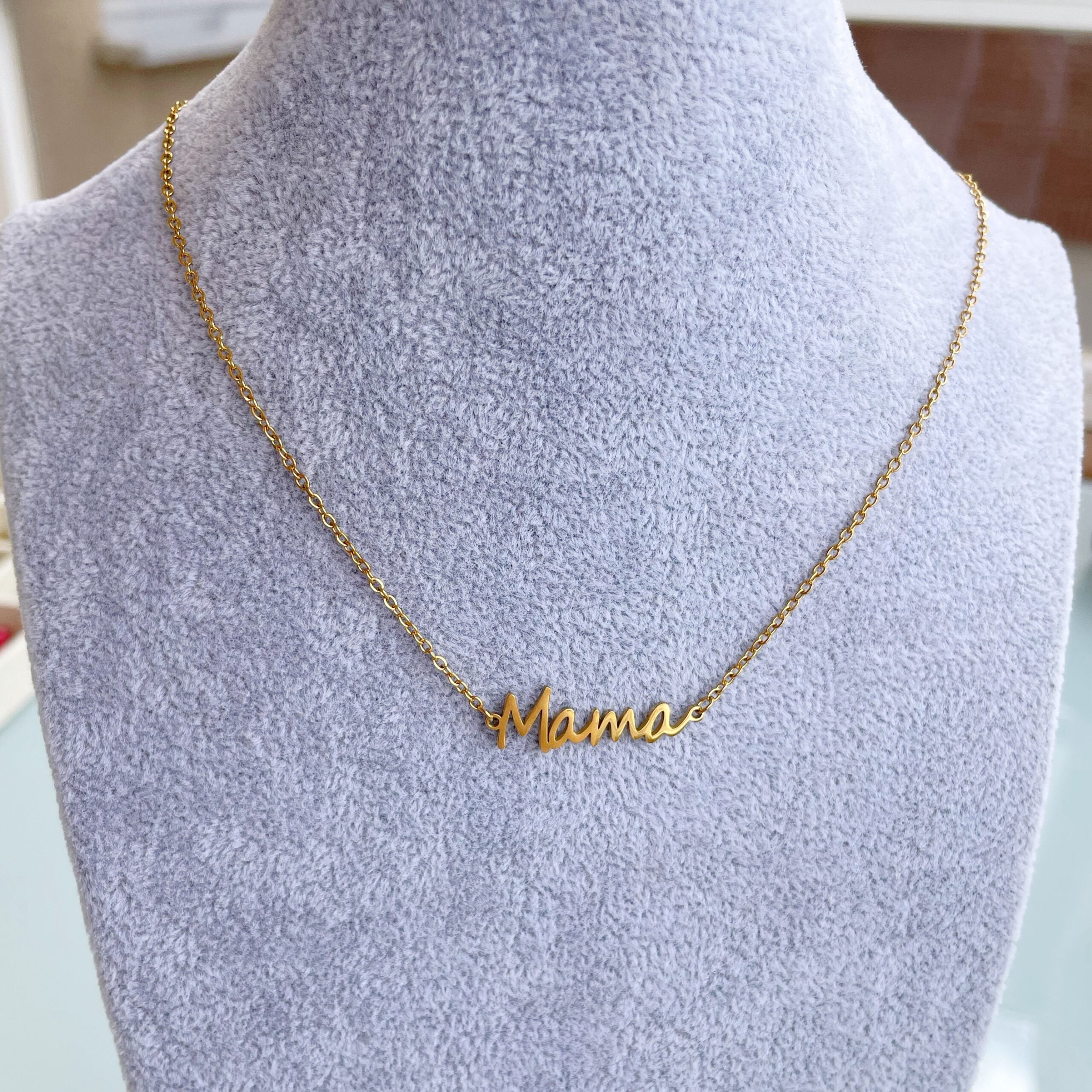 Cadenita “Mamá”