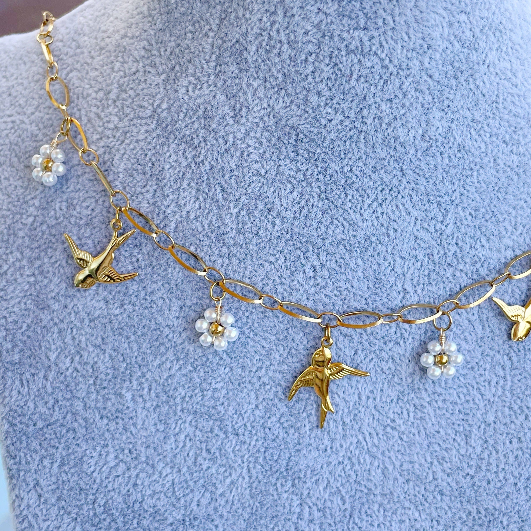 Collar multicharm “Golondrinas”