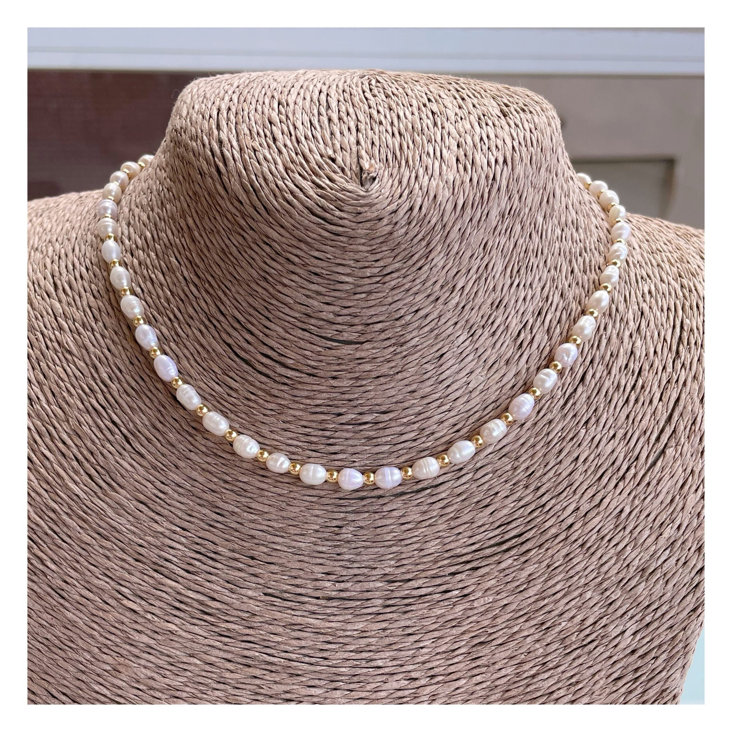 Gargantilla perlas “Golden White”