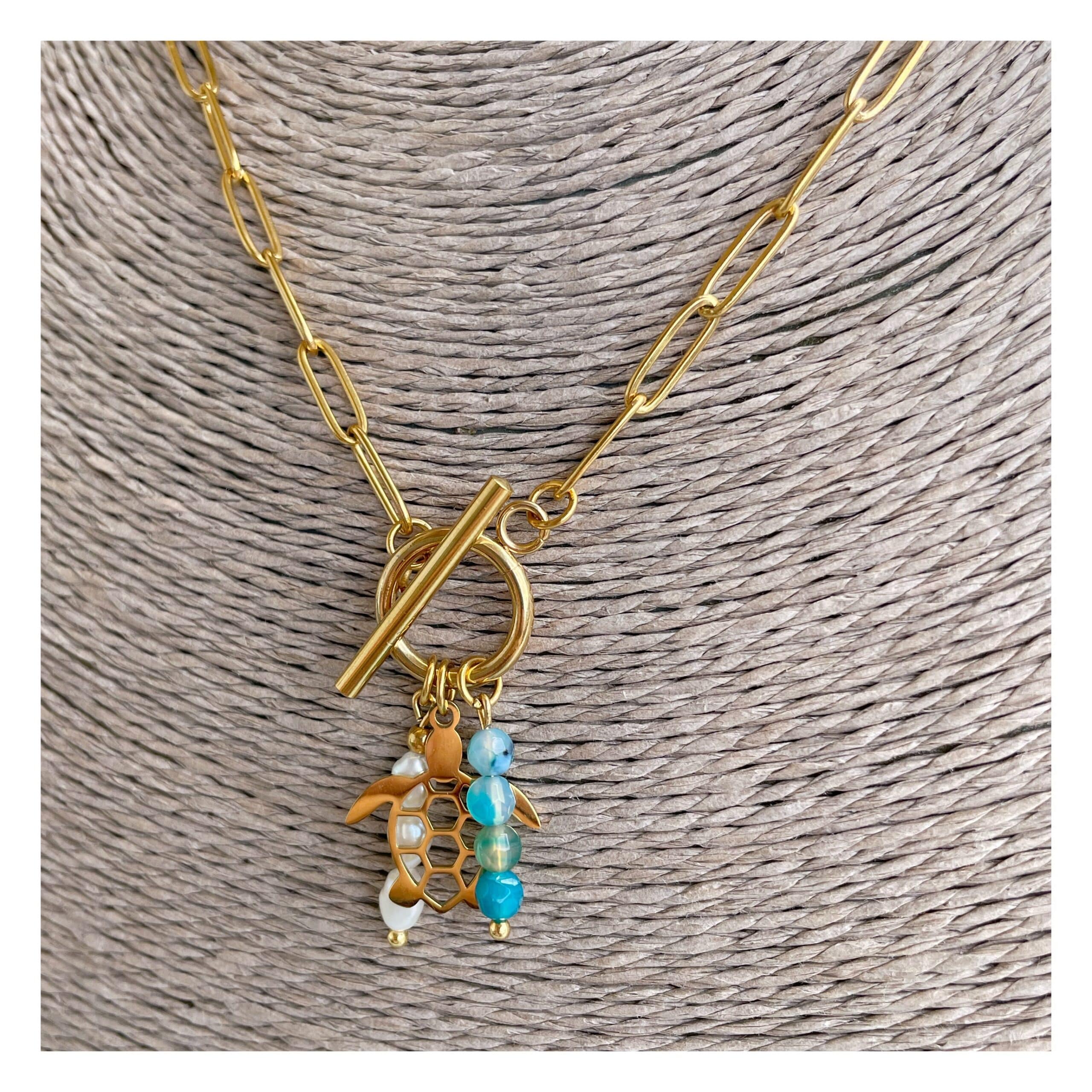 Collar “Indonesia”