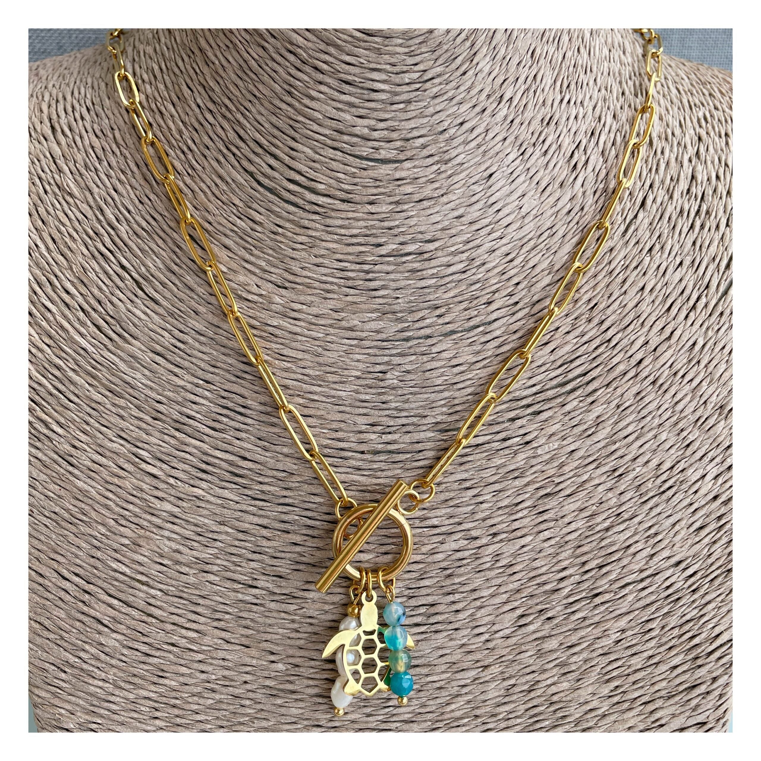 Collar “Indonesia”