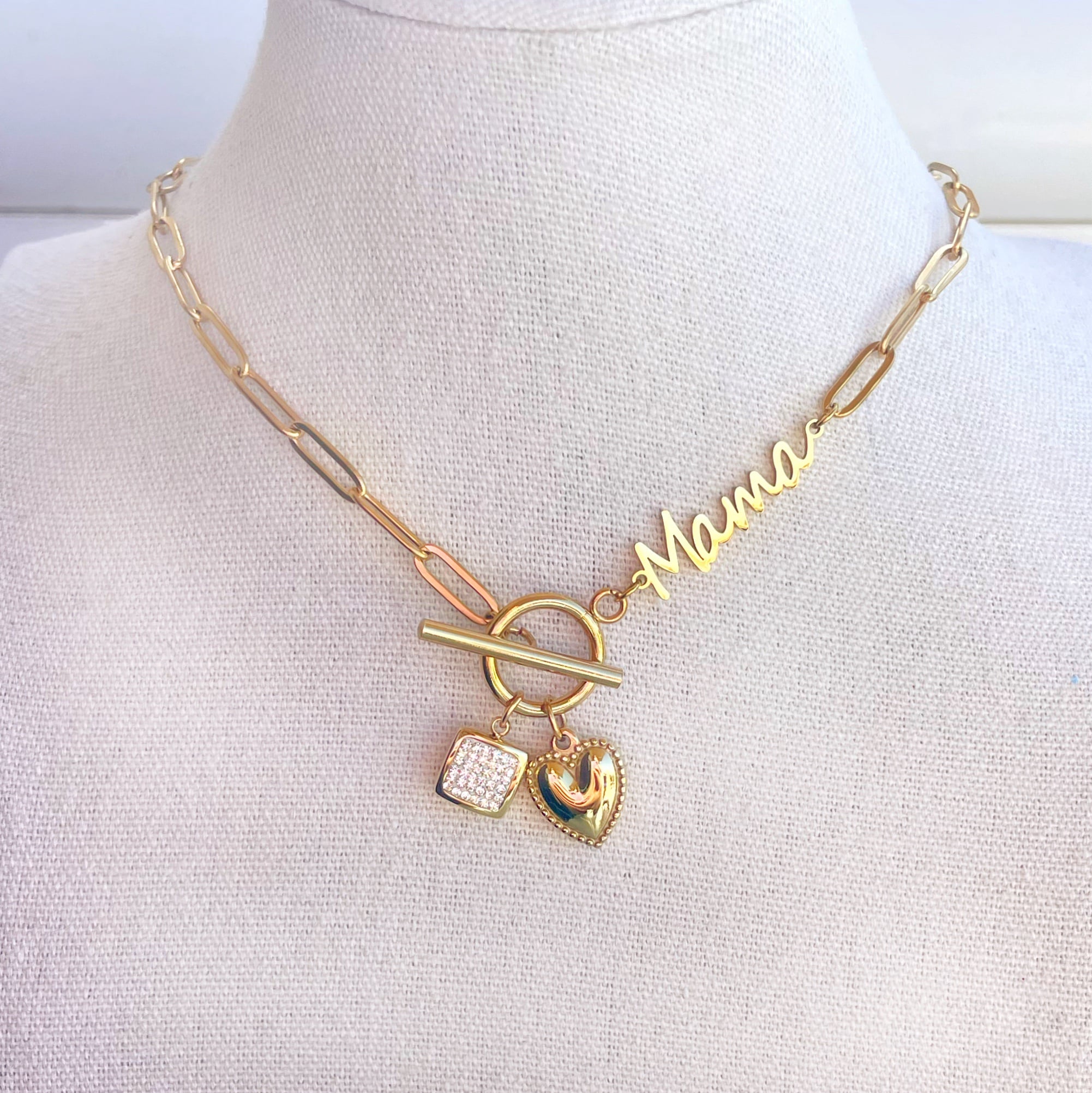 Collar “Mamá Charms”