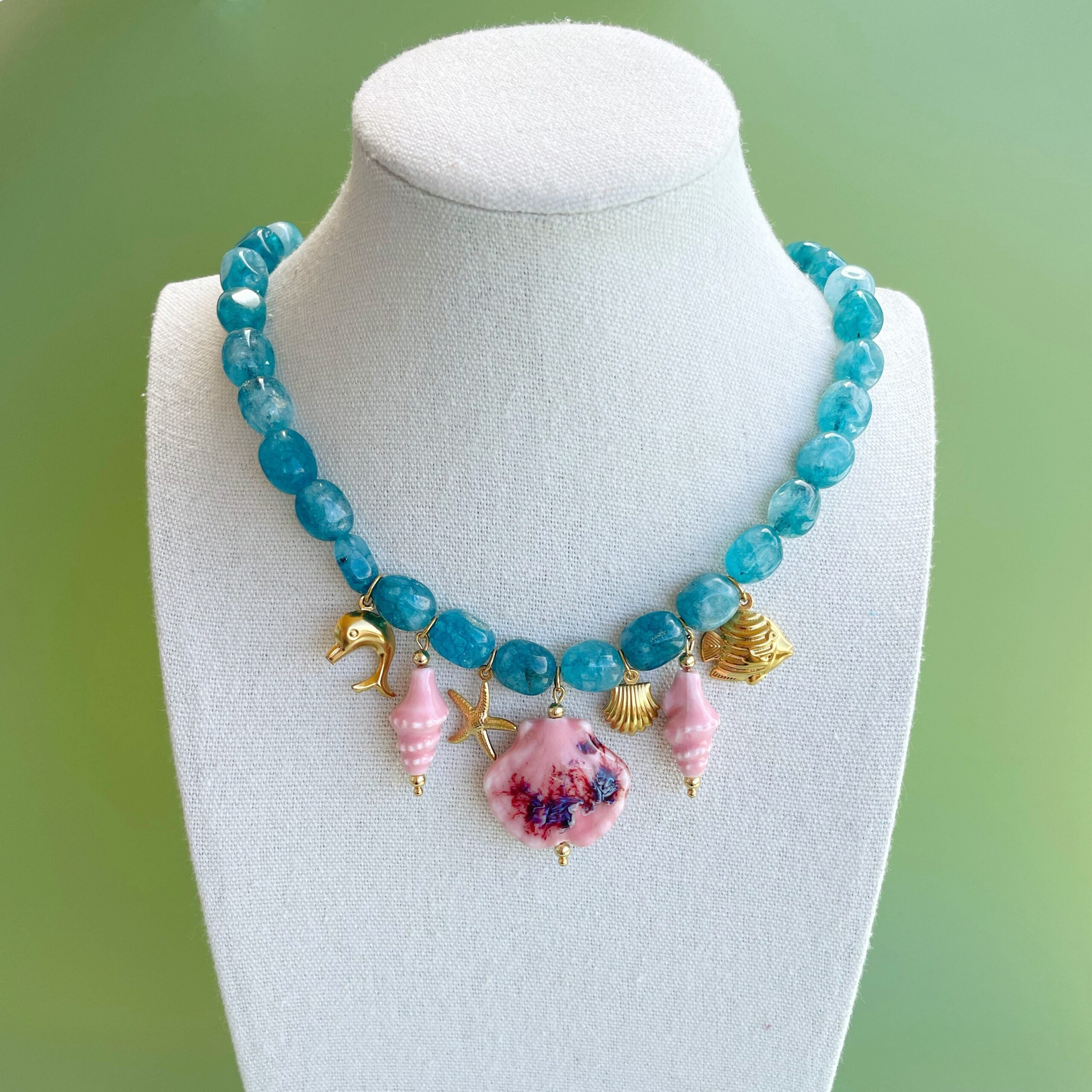 Collar piedras “Sirena Azul”
