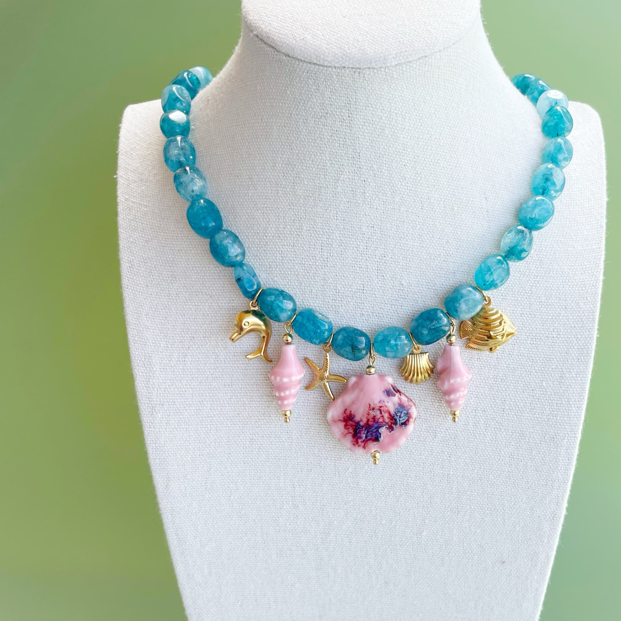 Collar piedras “Sirena Azul”