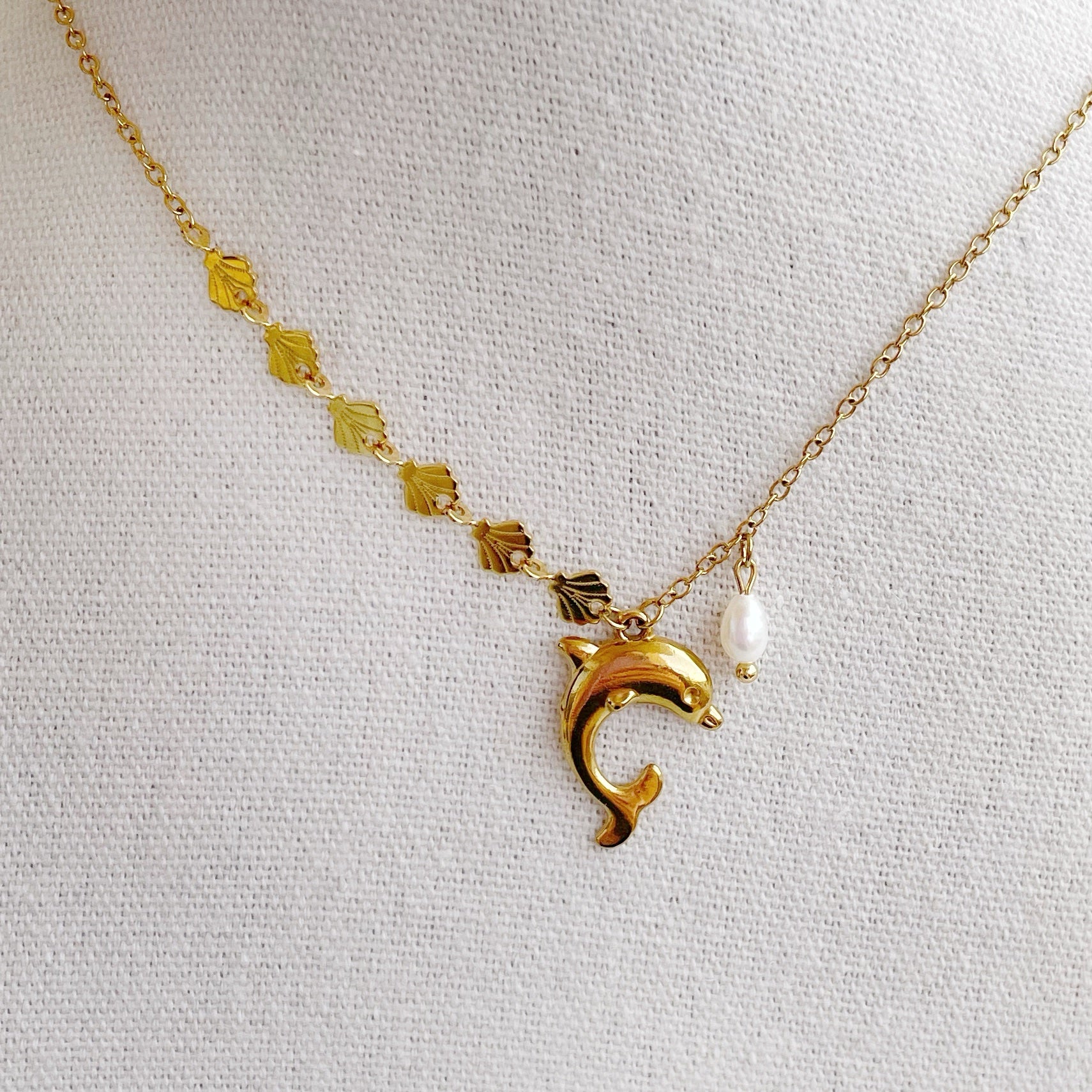 Collar “Delfinia”