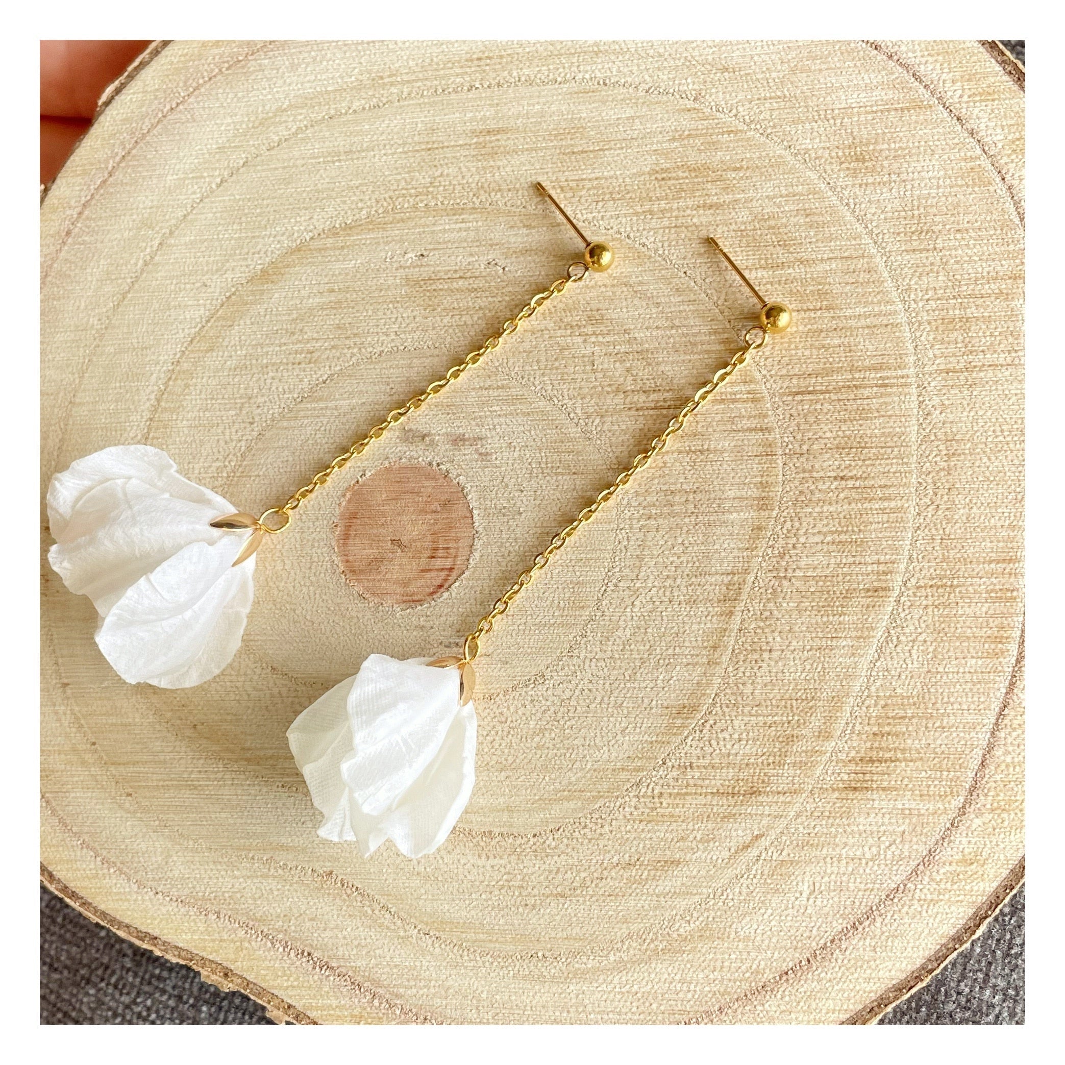 Pendientes “Fleures” blanco
