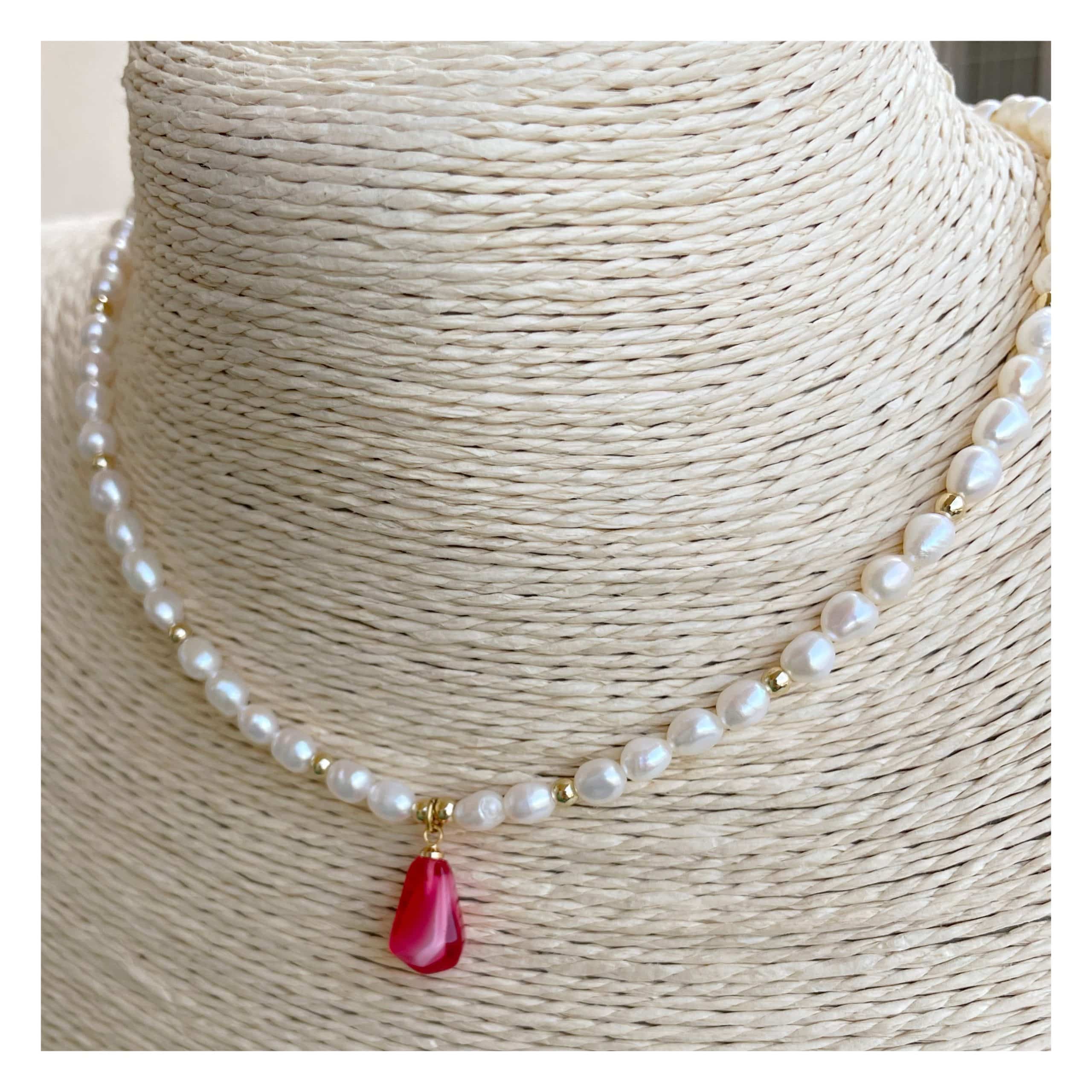 Collar “Sierra Nevada” claro