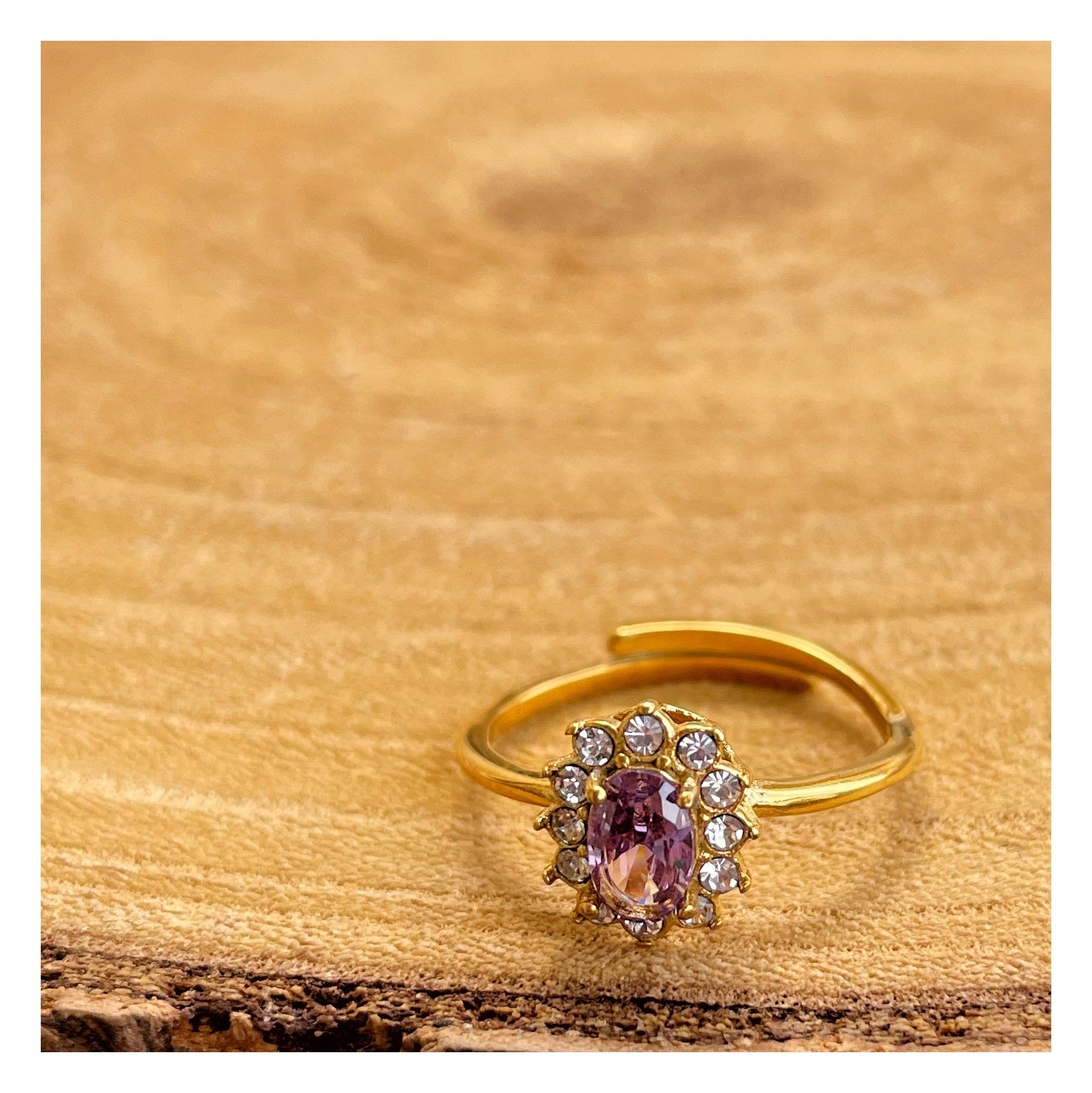 Anillo “Princesa Diana” morado