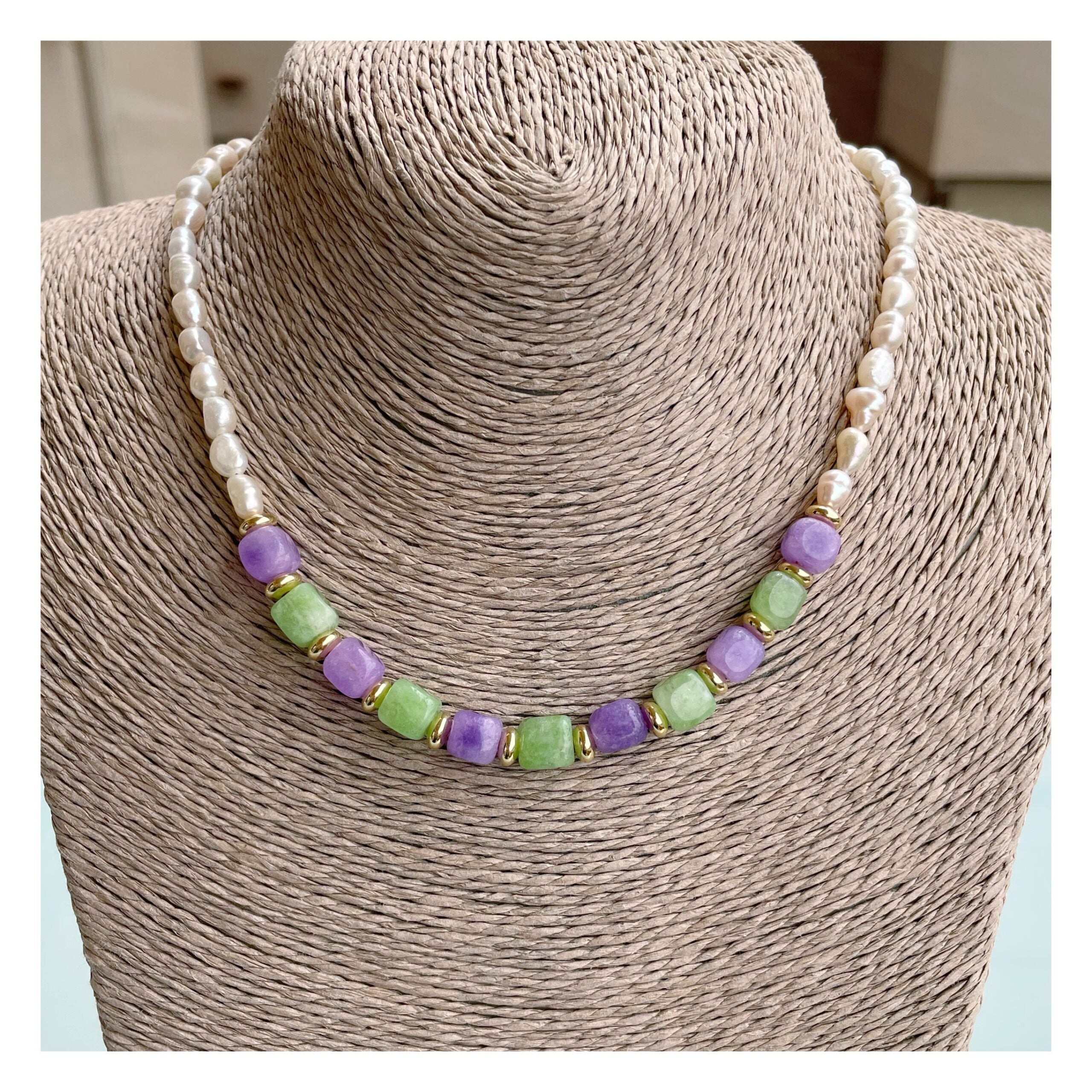 Collar perlas/piedras Lila Verde