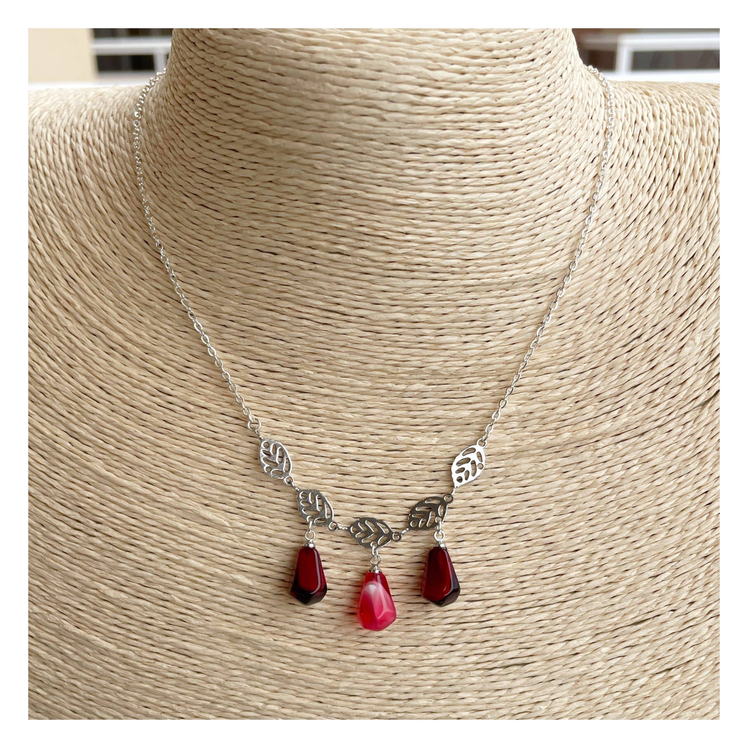 Collar “Granado” plateado