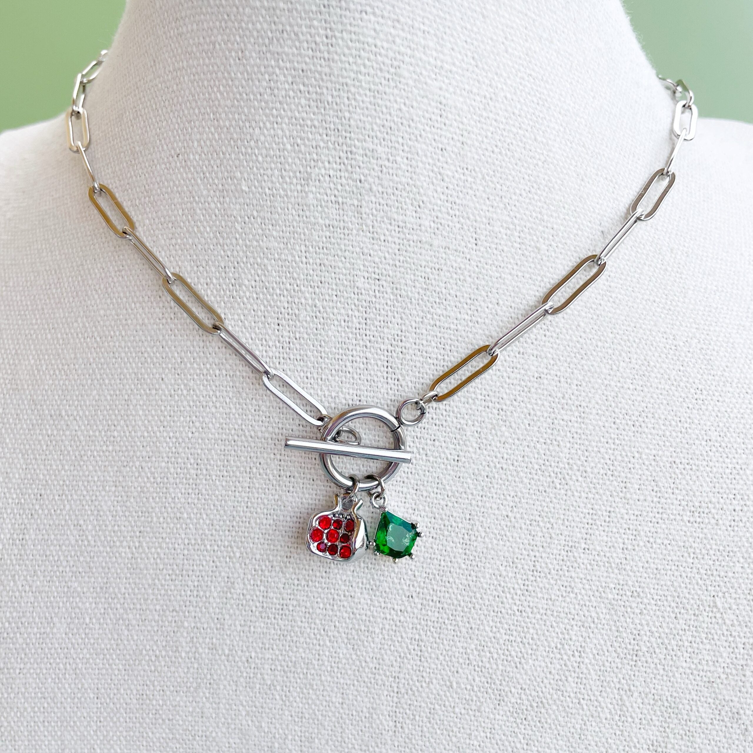 Collar “Graná” plateado