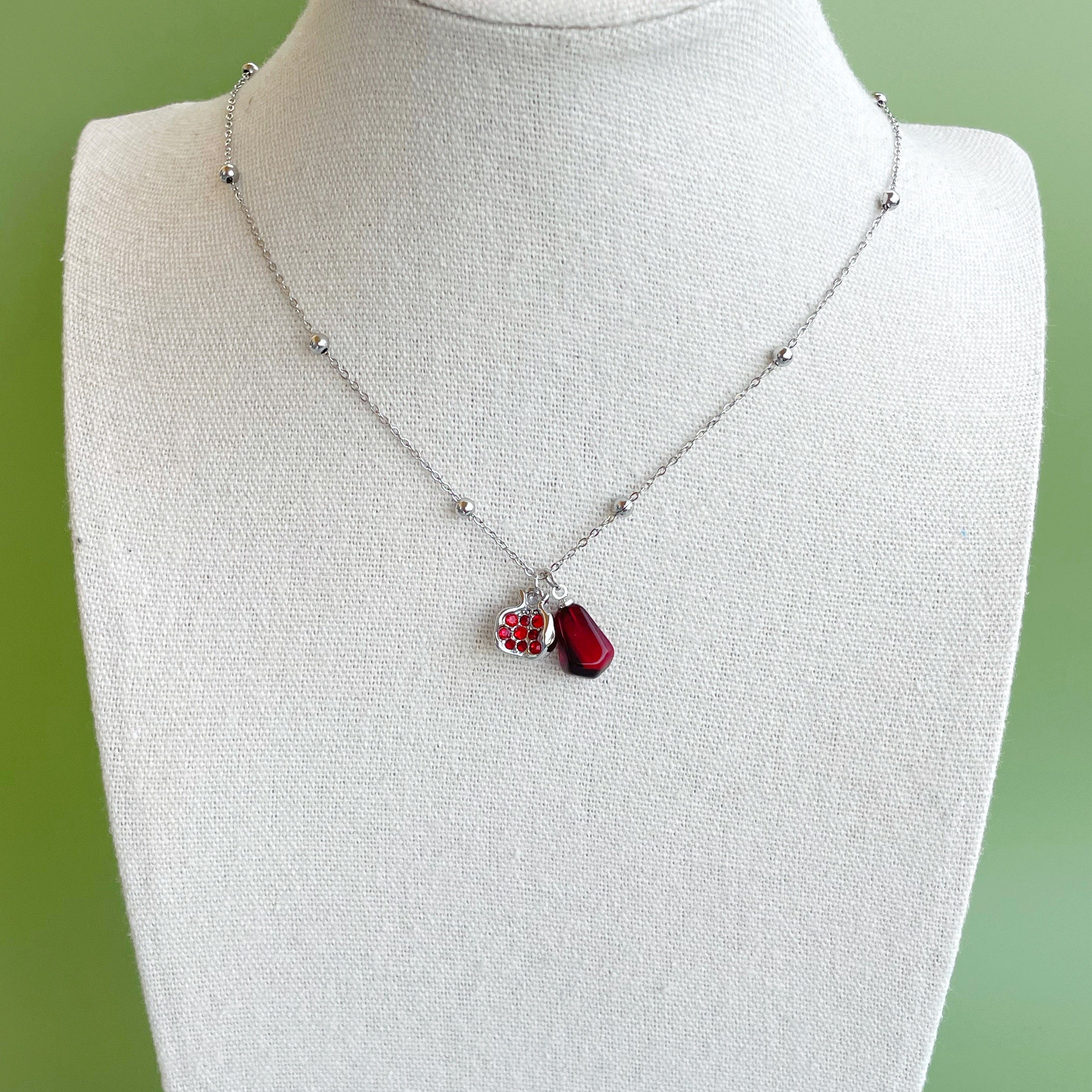Collar “Cuchi” plateado