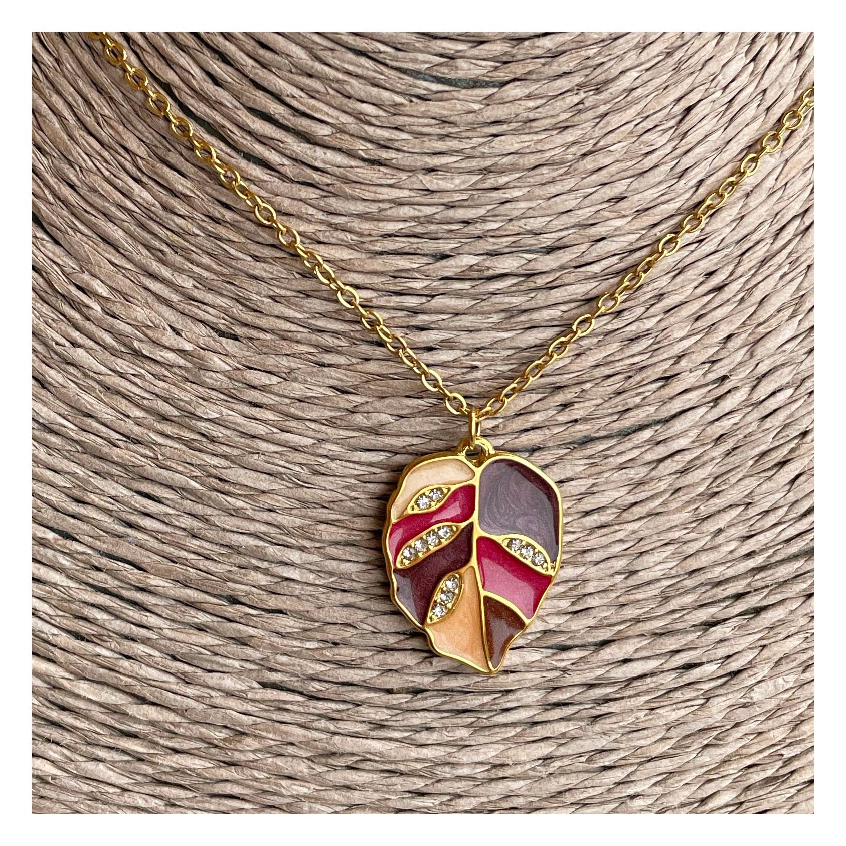 Collar “Leaf” Otoño