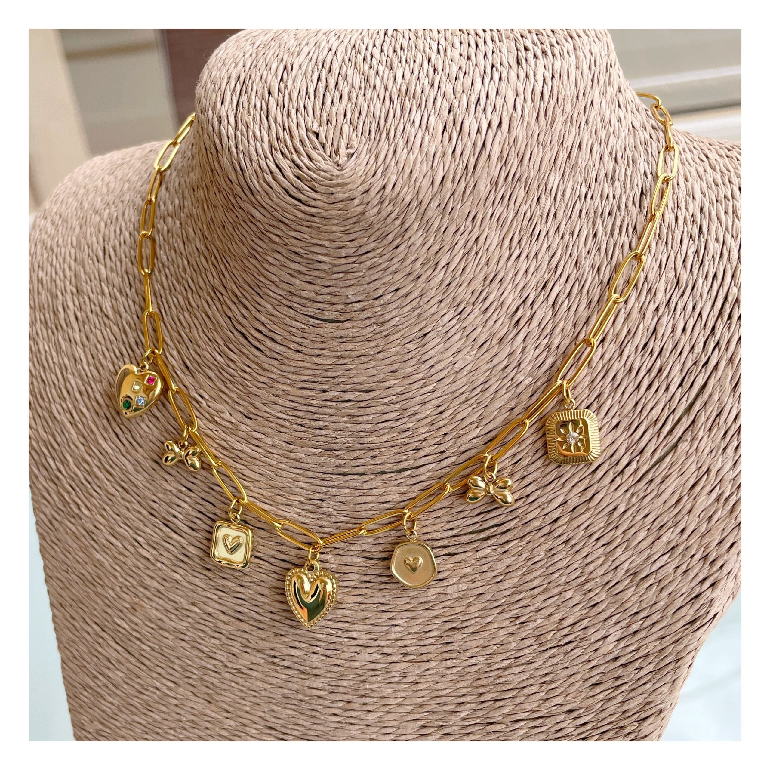 Collar charms “Coqueta”