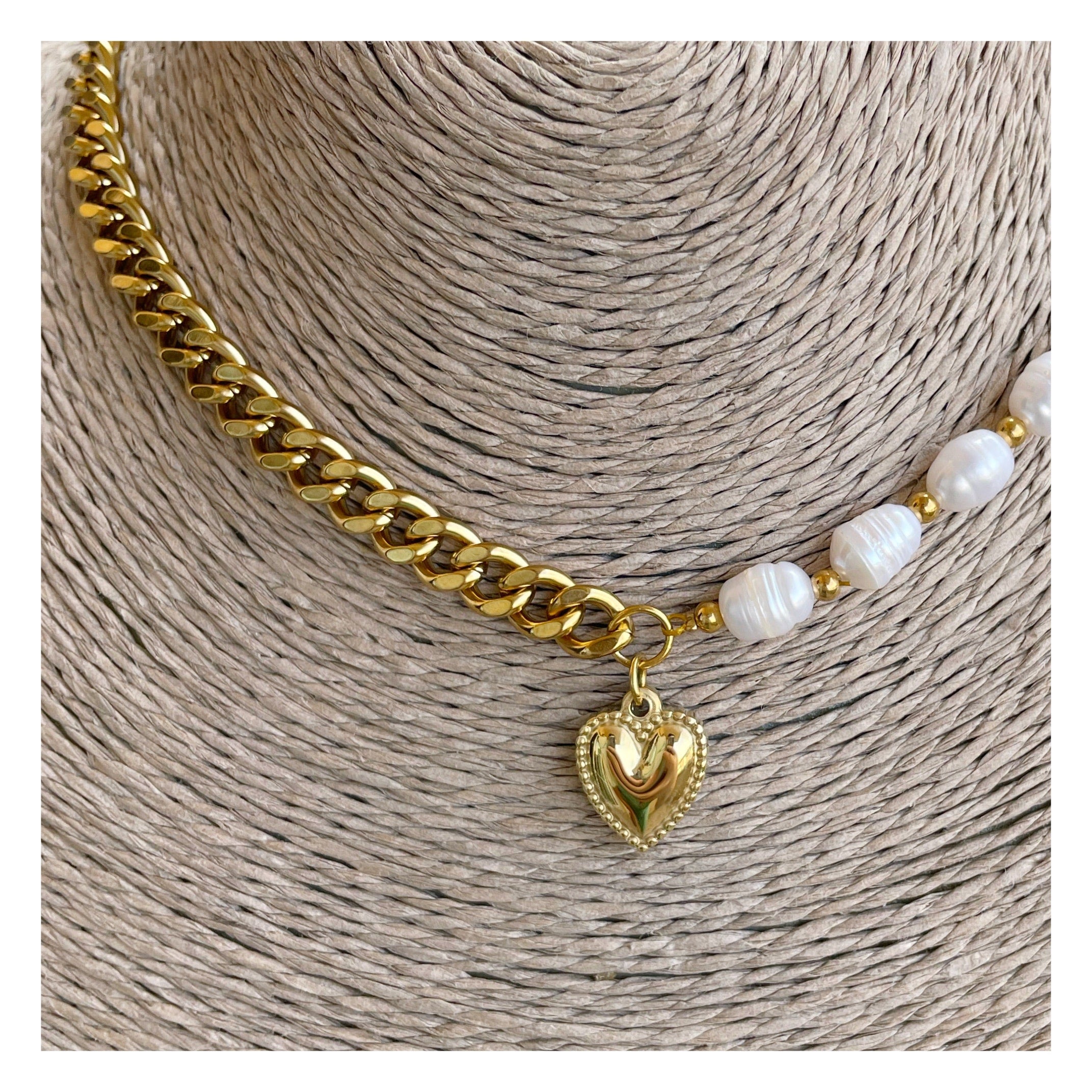 Collar “Amore”