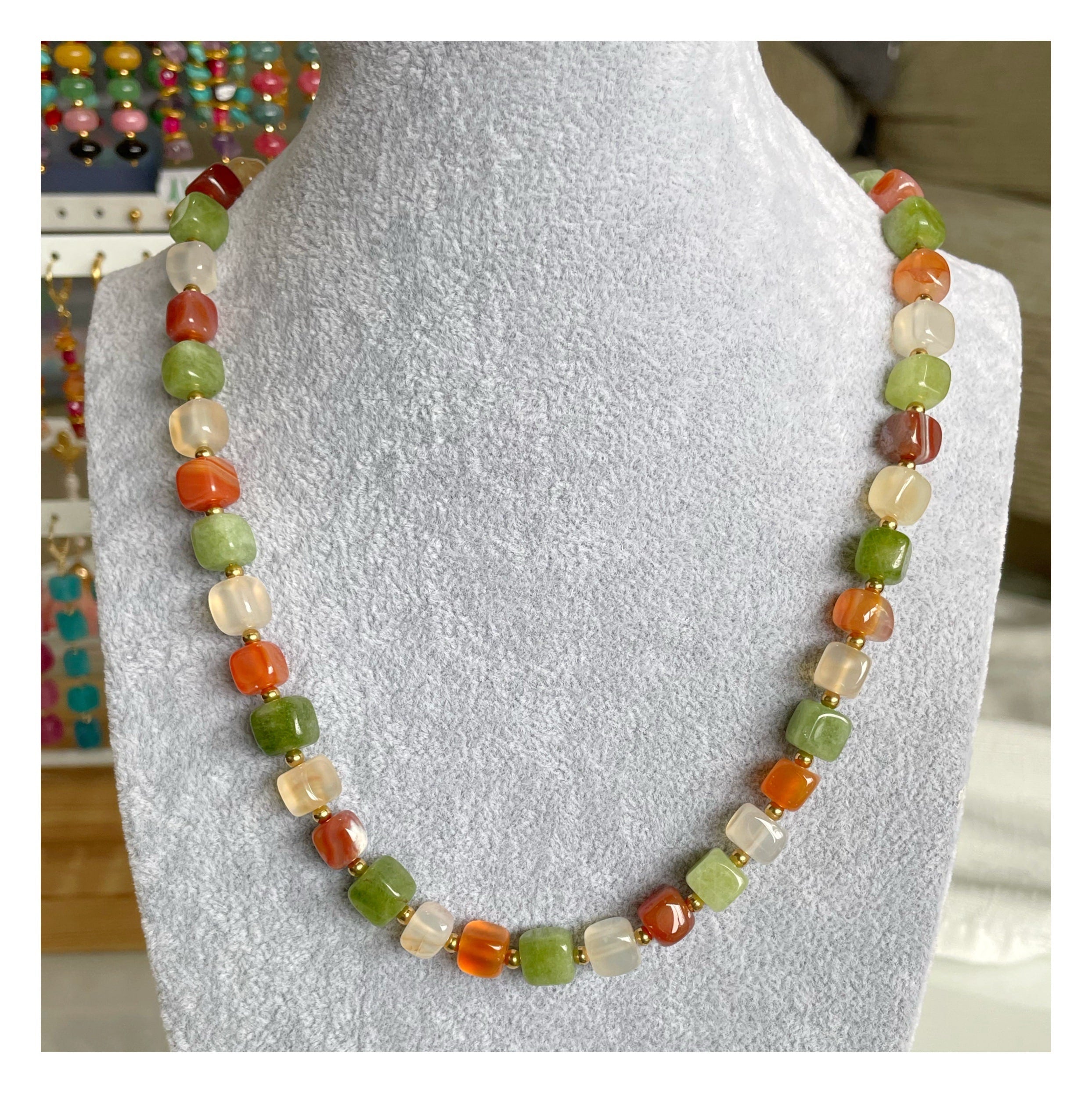 Collar piedras “Verde Naranja”
