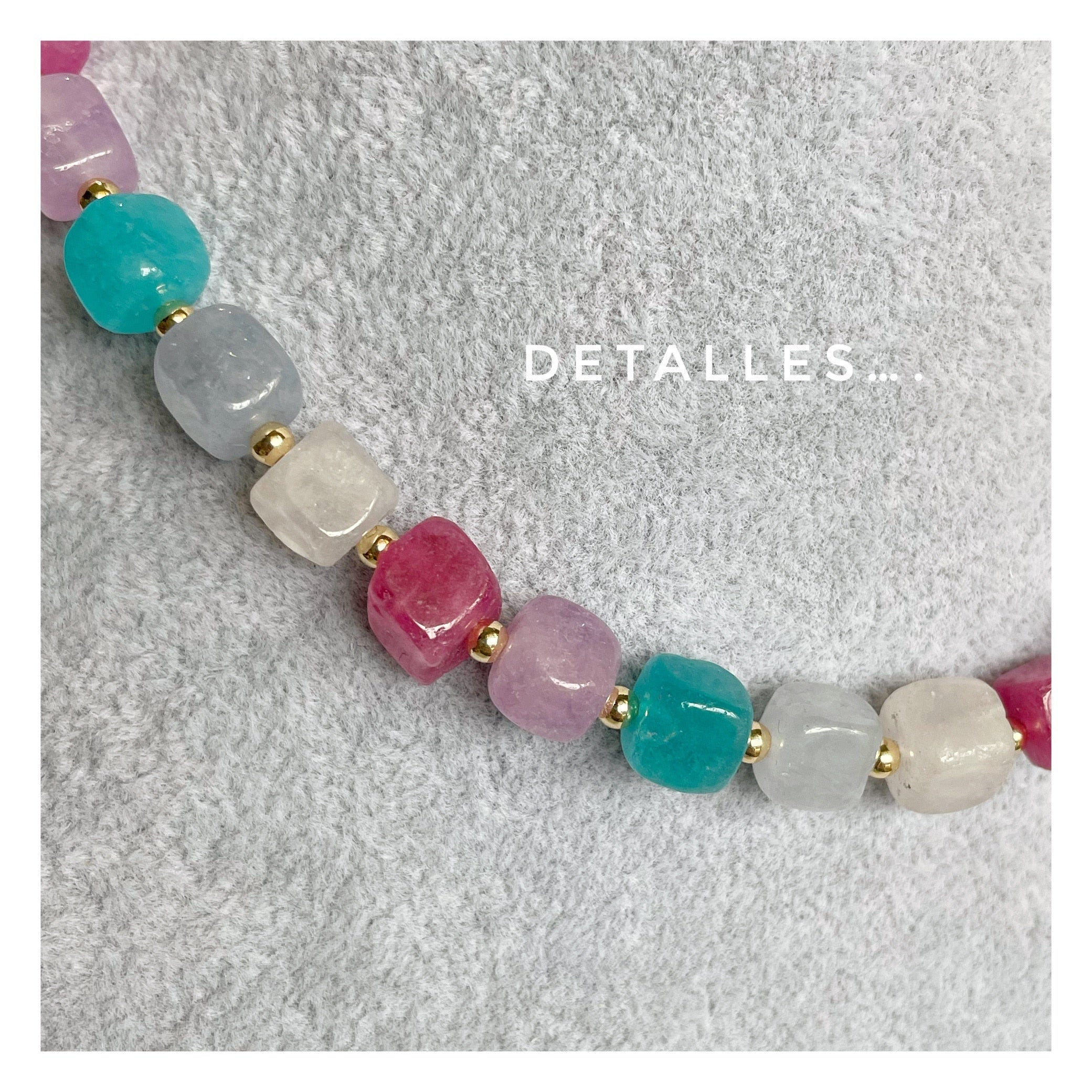 Collar piedra “Rosa Azul”