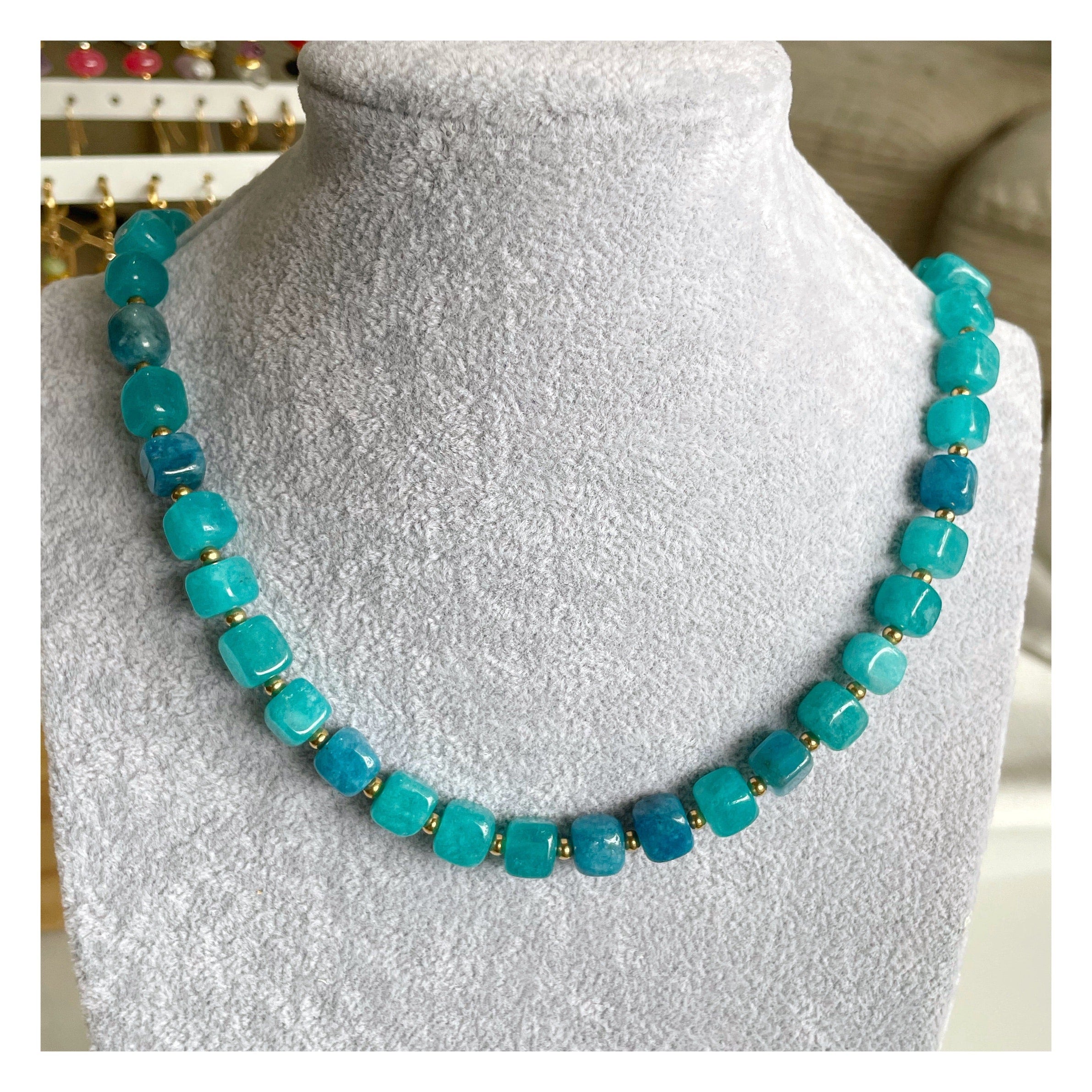 Collar “Piedra azul”