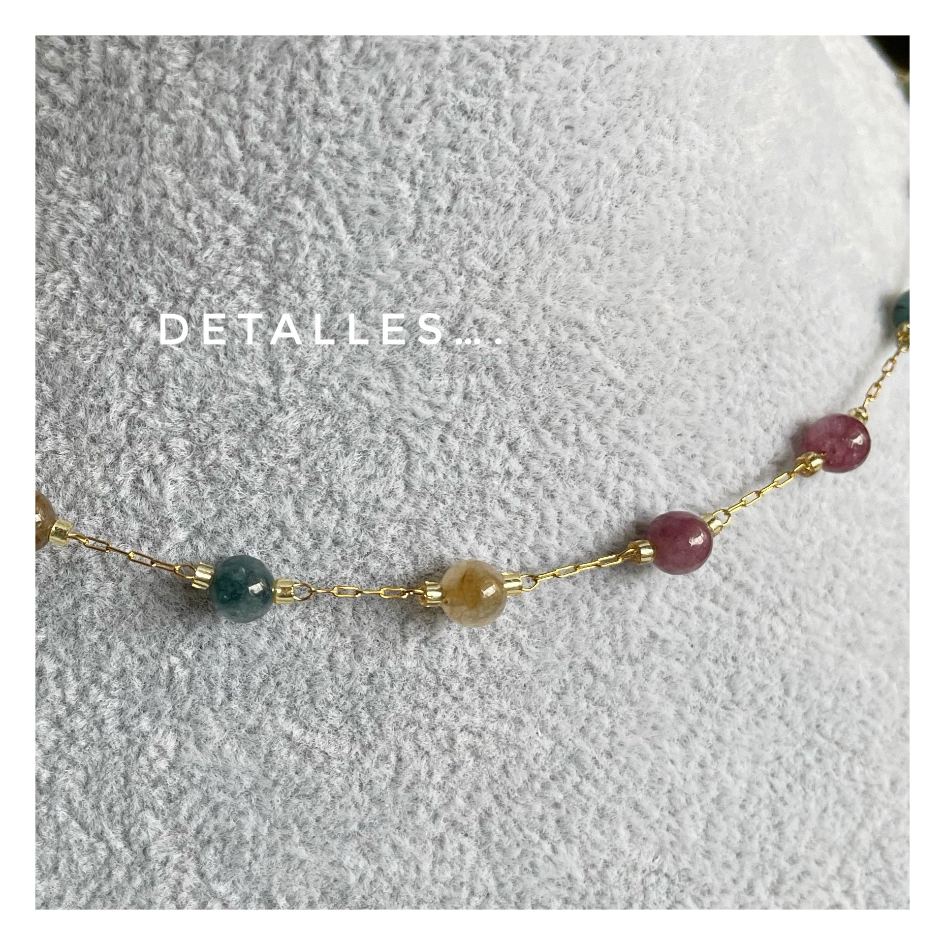Choker “Bolitas”