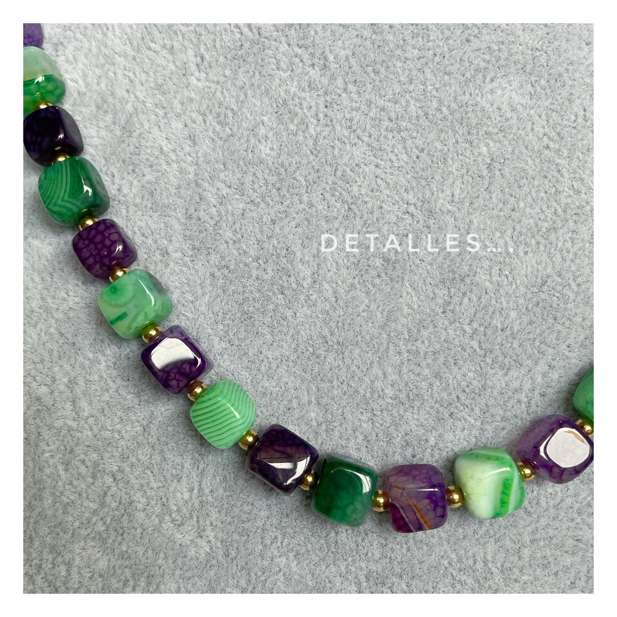 Collar piedra “Contraste”