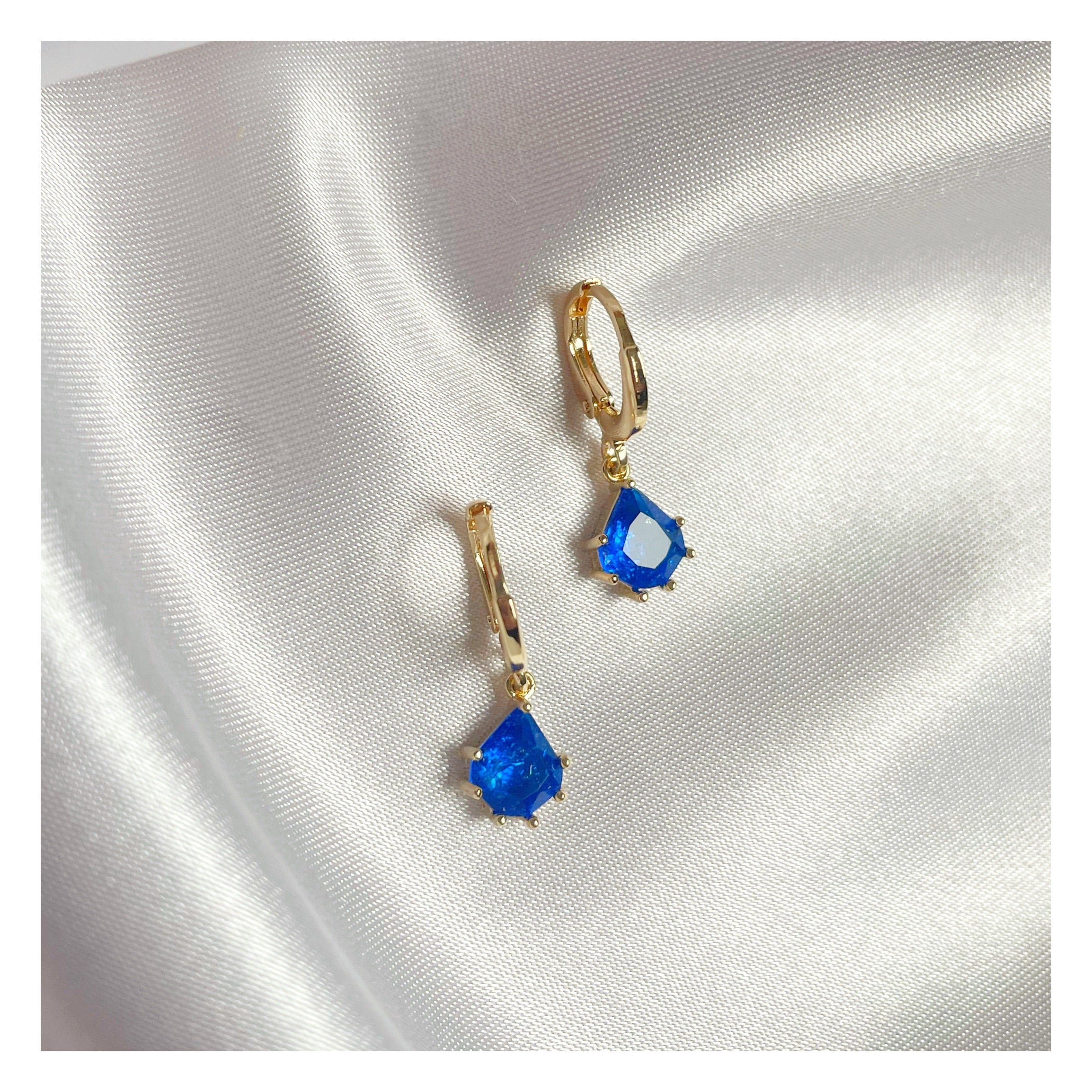“Drops” Azul