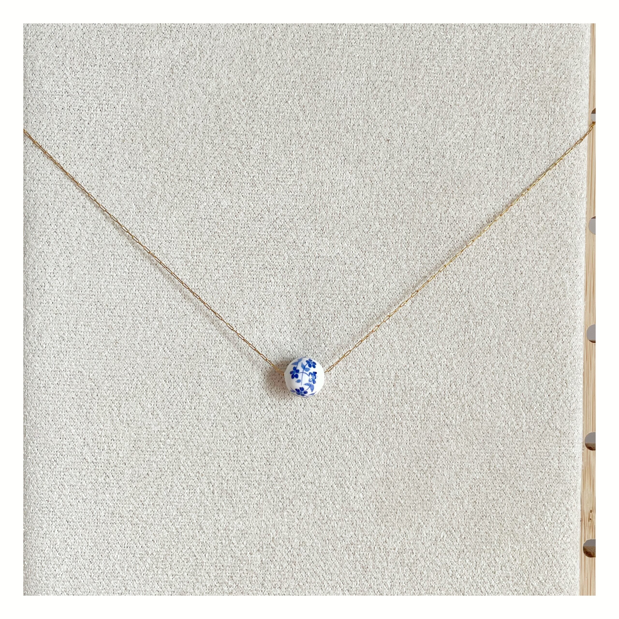 “HuaHui” Collar