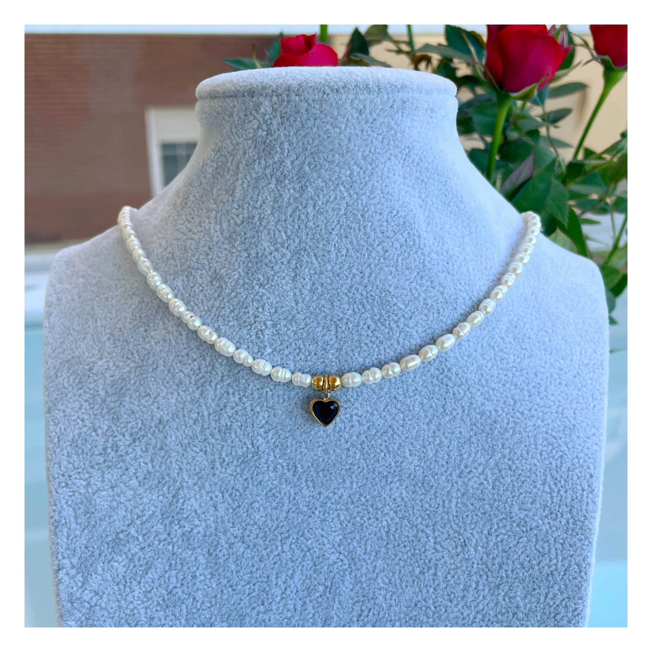 Collar perlas “Dark Love”