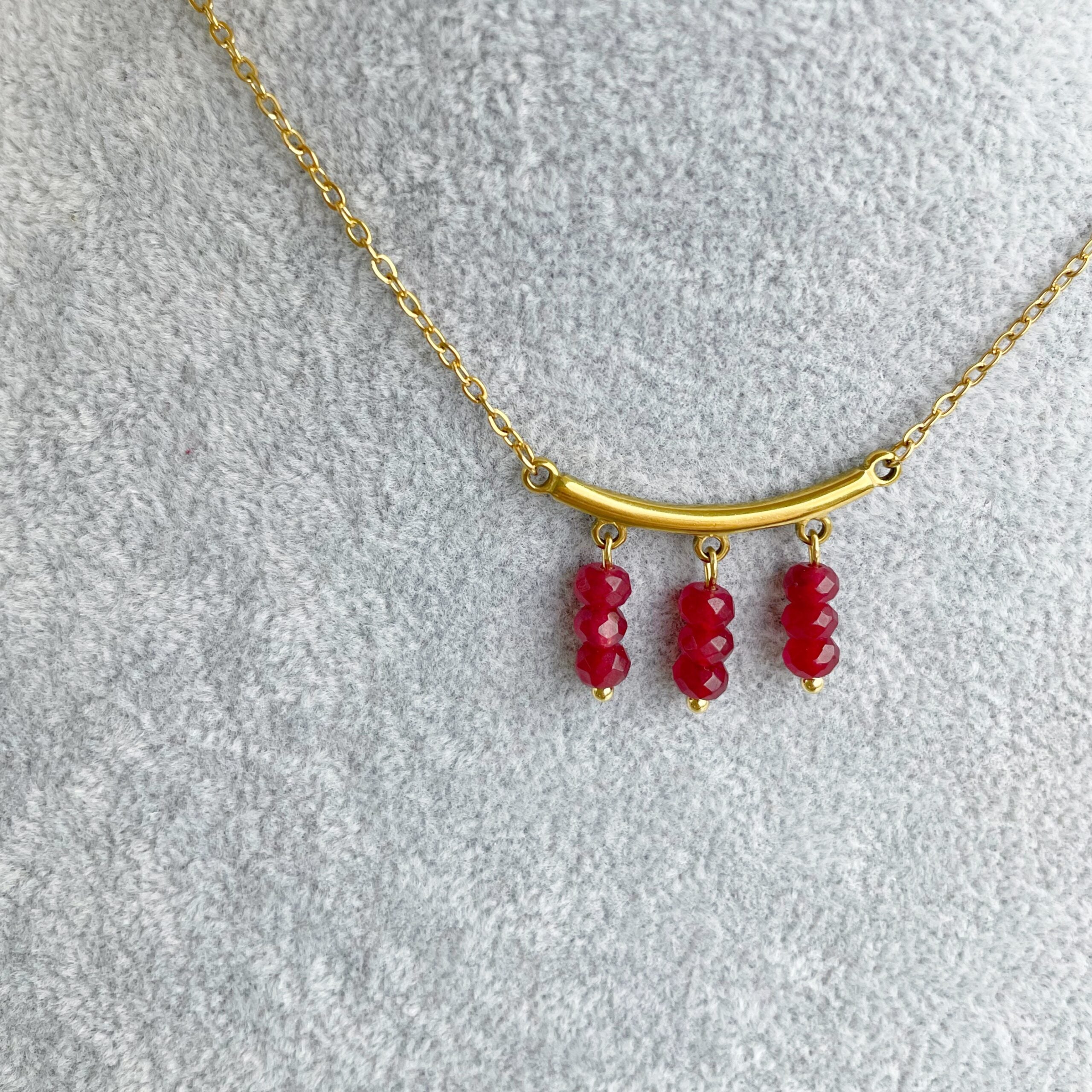 Collar “Trinity” granate
