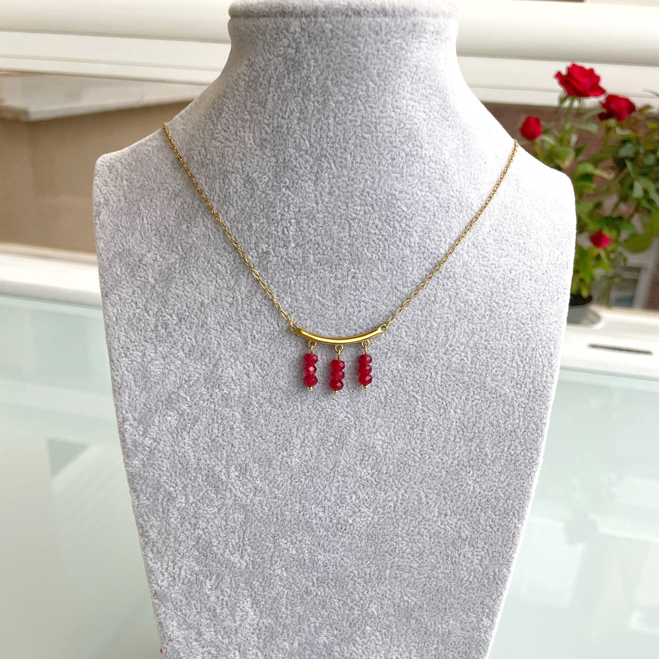 Collar “Trinity” granate