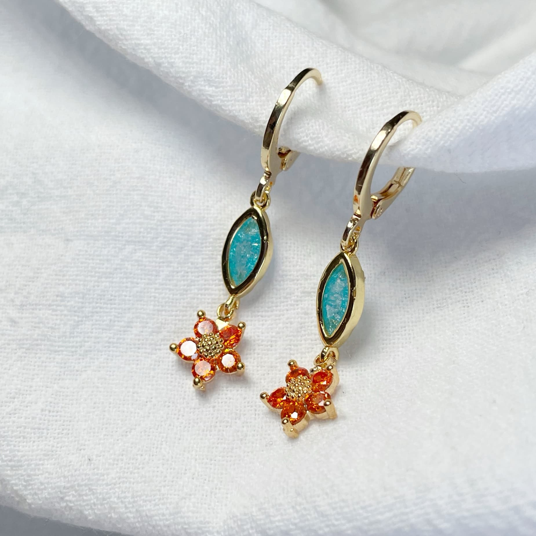 Pendientes “Florecillas” naranja y azul
